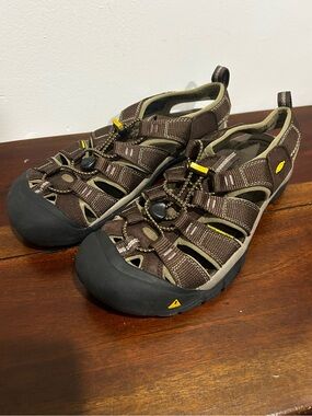 Keen Newport H2 Sz 9